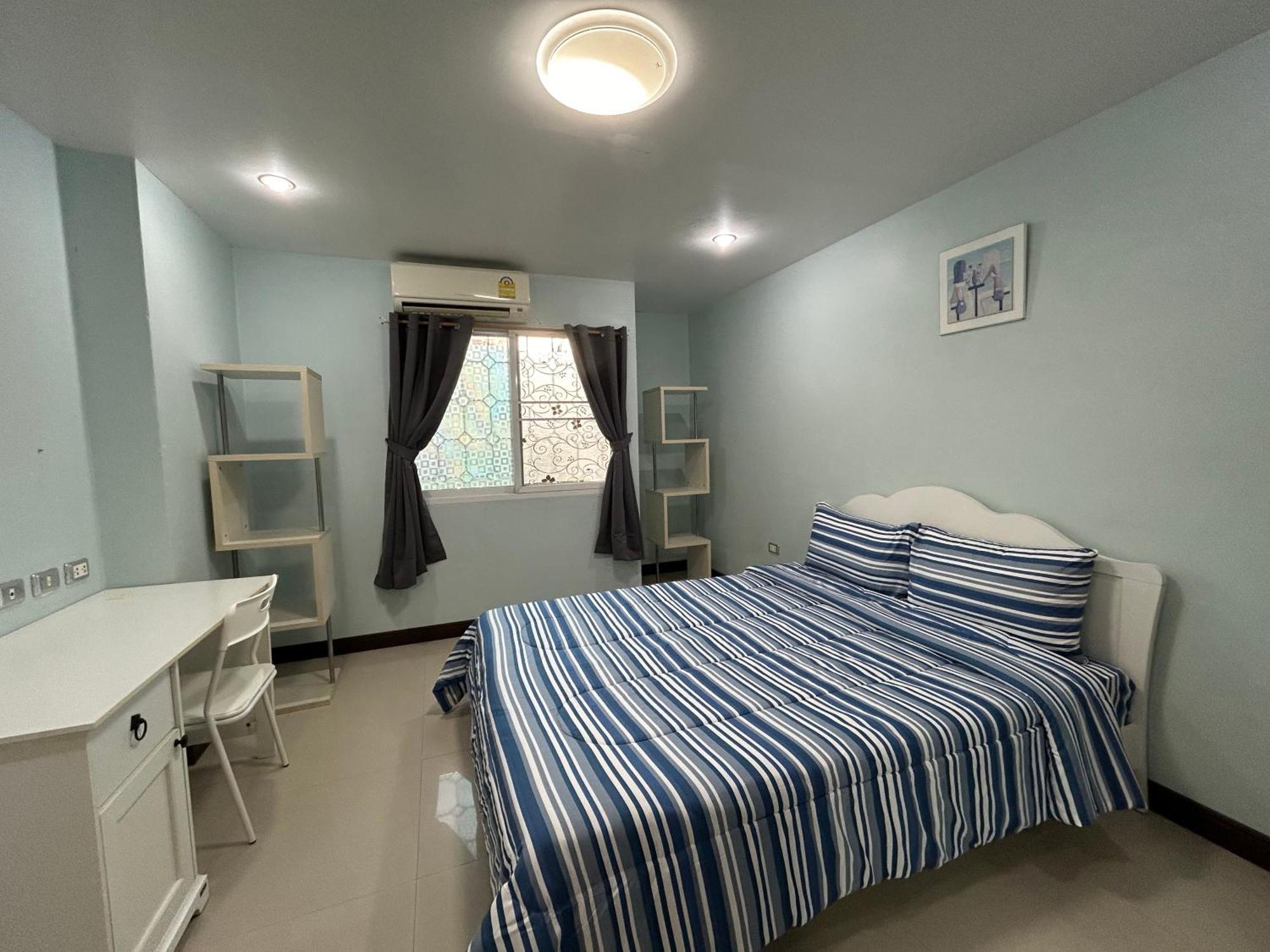 Apartamento Town 2 Bedroom With Balcony-cats Friendly Phuket