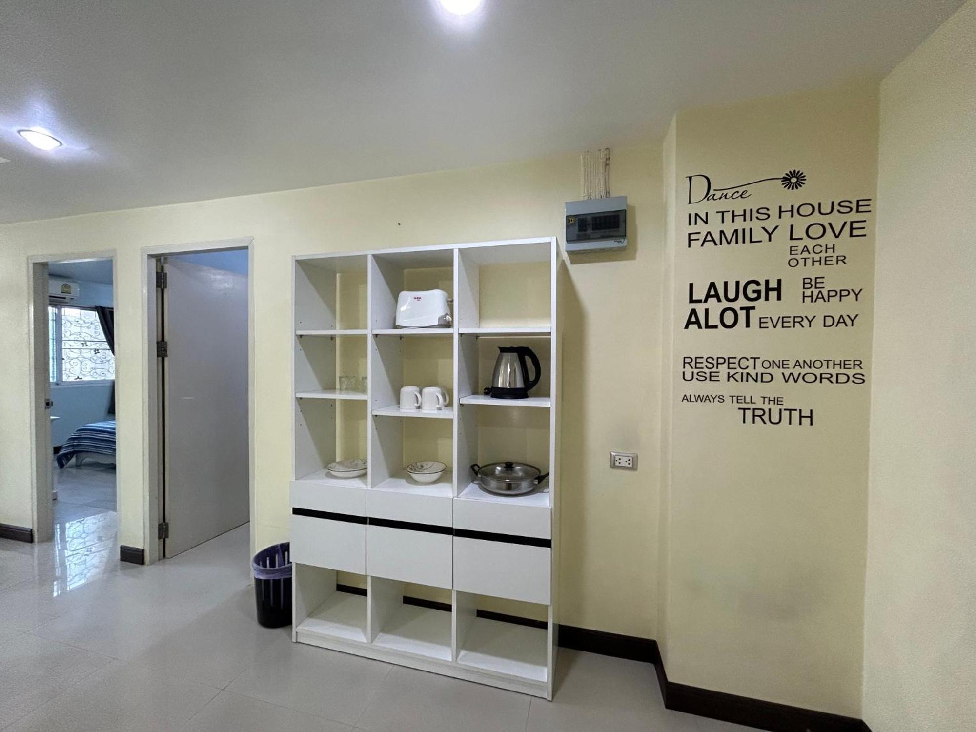 Apartamento Town 2 Bedroom With Balcony-cats Friendly Phuket