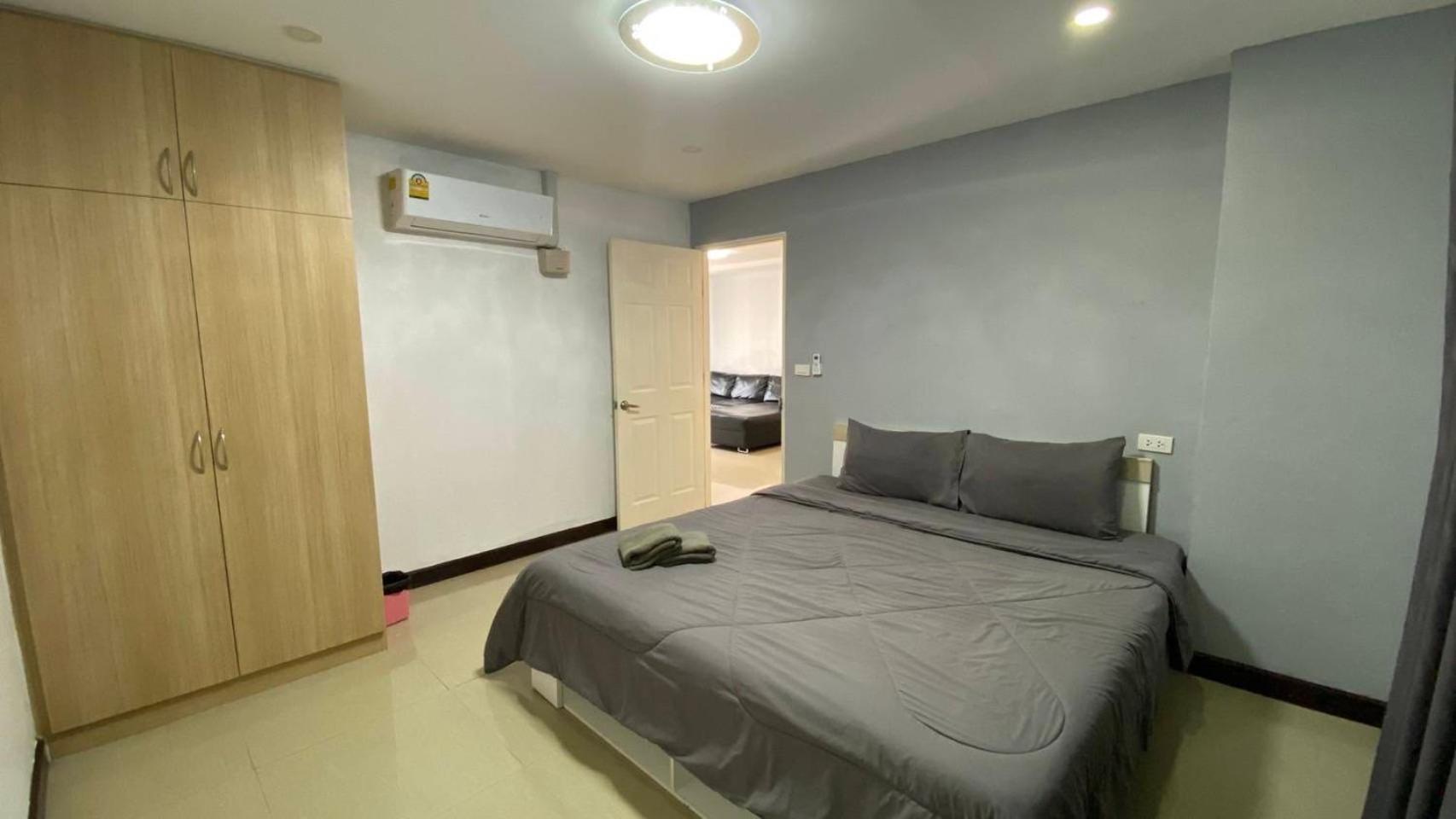 Town 2 Bedroom With Balcony-cats Friendly Apartamento *