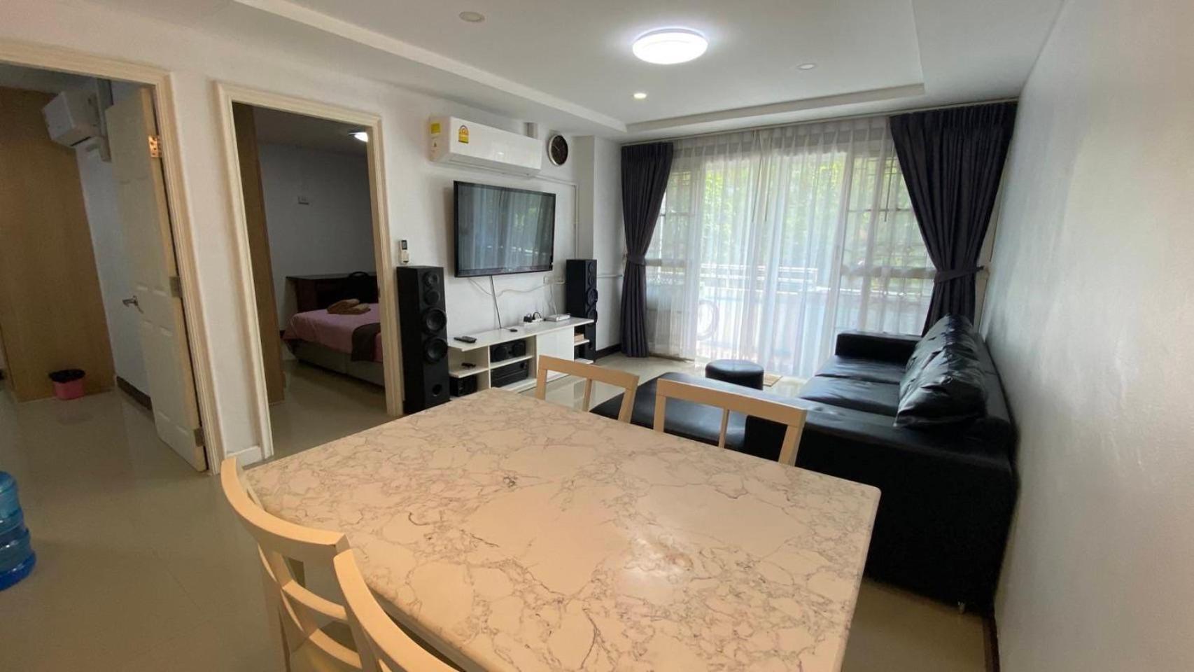 Apartamento Town 2 Bedroom With Balcony-cats Friendly Phuket